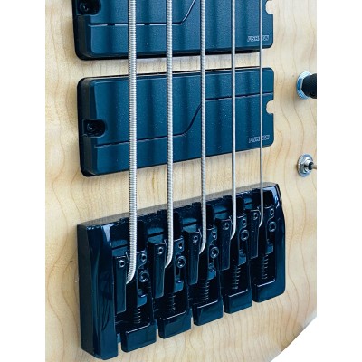 Bajo Eléctrico Danis Parris Custom Modelo Mendum