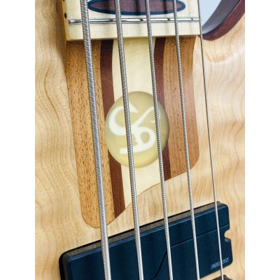 Bajo Eléctrico Danis Parris Custom Modelo Mendum