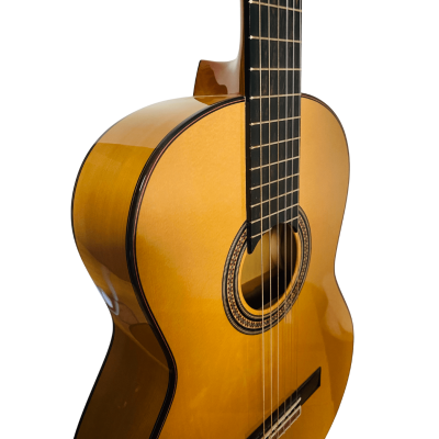 Guitarra Flamenca de Vanessa Burguet modelo VF