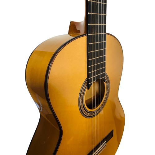 Guitarra Flamenca de Vanessa Burguet modelo VF