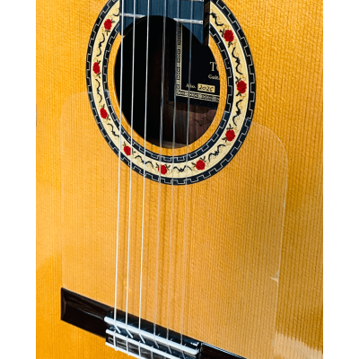 Guitarra Flamenca Antonio de Toledo ATF-17 Z de Ziricote. Tapa Torrefactada
