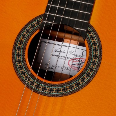 Guitarra Flamenca Amalio Burguet 2F Negra