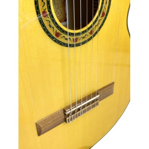 Guitarra flamenca Modesto Malla "Manuela" con Previo Double OS1