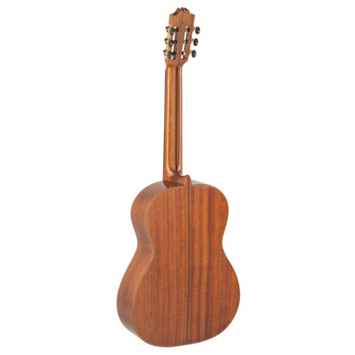 GUITARRA CLÁSICA ADMIRA A40 ELECTRIFICADA CON FISHMAN SERIE ARTESANÍA