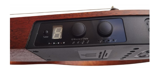 guitarra-clasica-de-viaje-natashla-guitarreria-sevilla